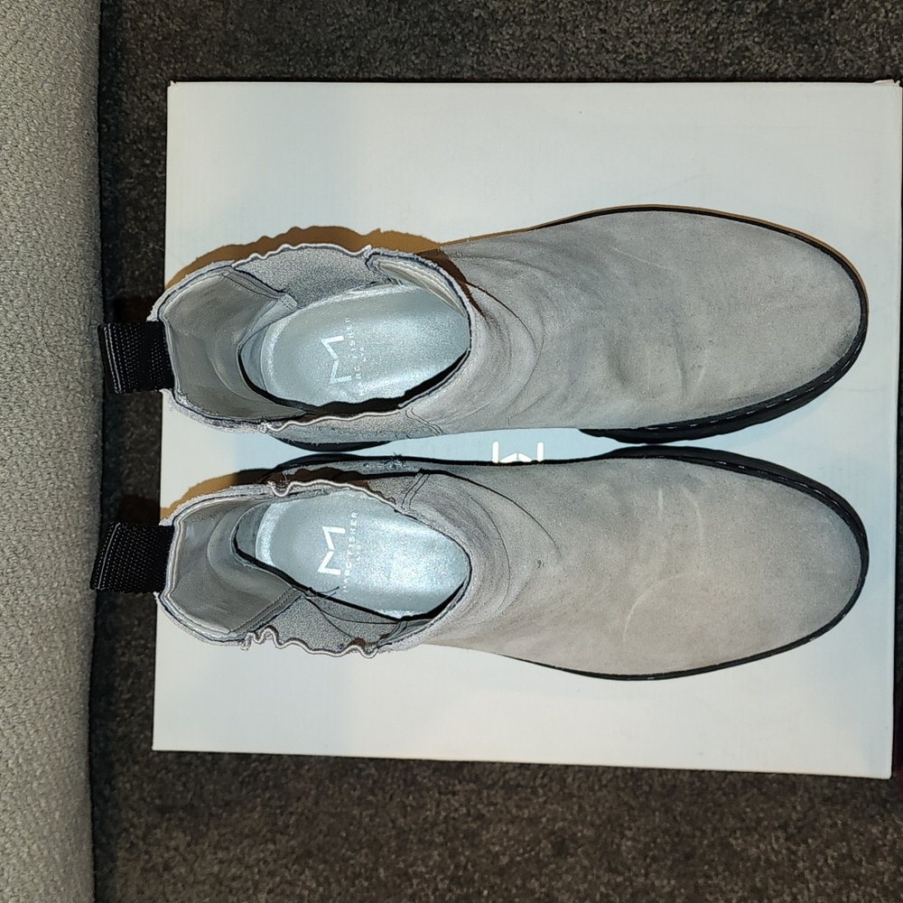 Marc Fisher light gray Pauline Lugsole Boots - Picture 7 of 9